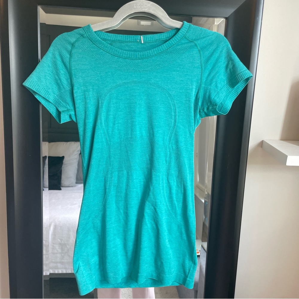 Lululemon Swiftly Tech Tee